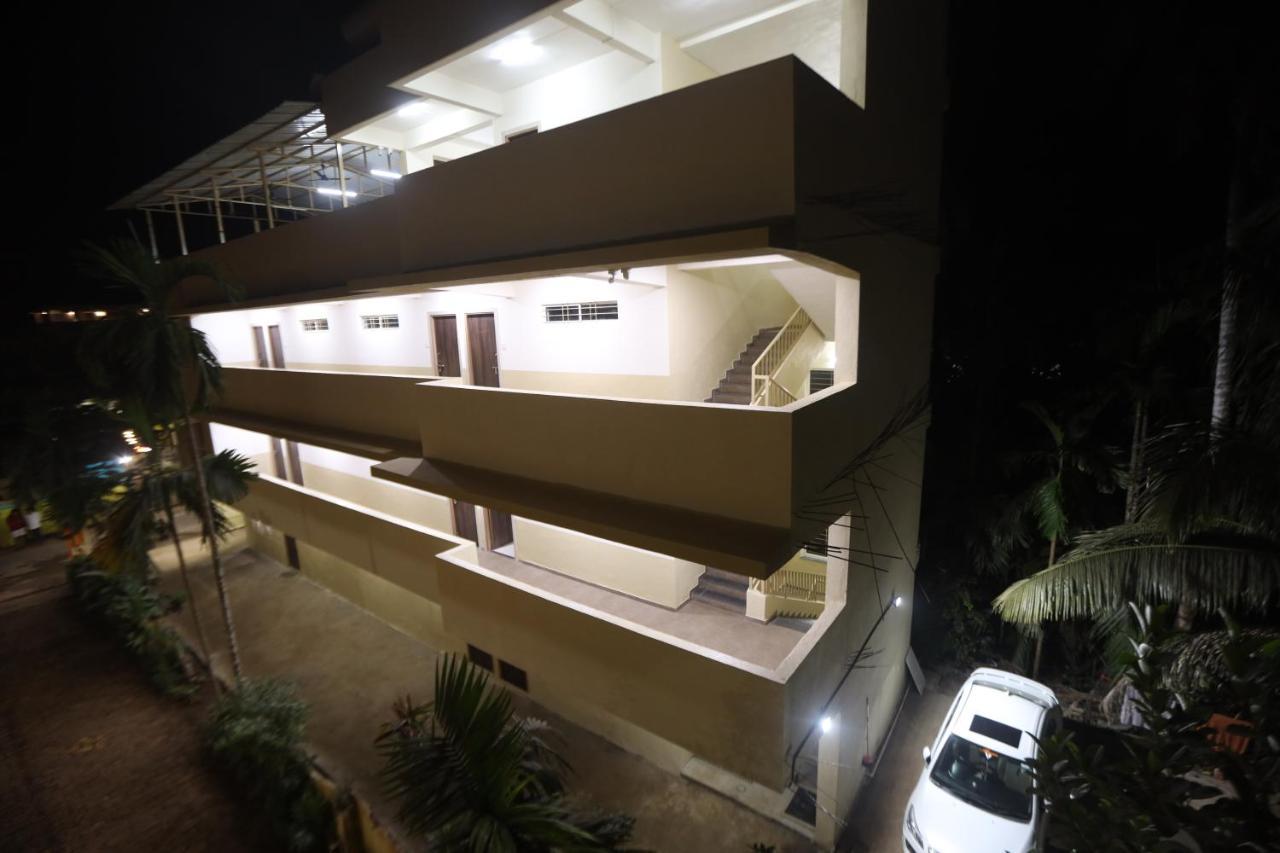 Shree Swami Samarth Resort ดิเวเอการ์ ภายนอก รูปภาพ